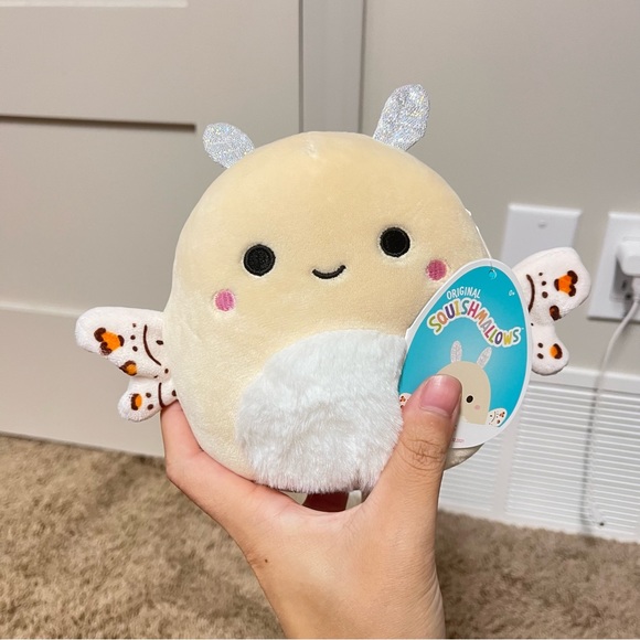 Squishmallow 5" Berit the Moth BNWT - Picture 1 of 7